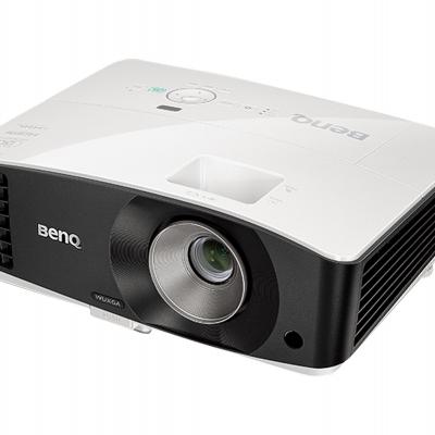 BENQ MU686 IS JUST WHAT YOU NEED TO PERFECT YOUR PRESENTATION IN ALL SETTINGS. B